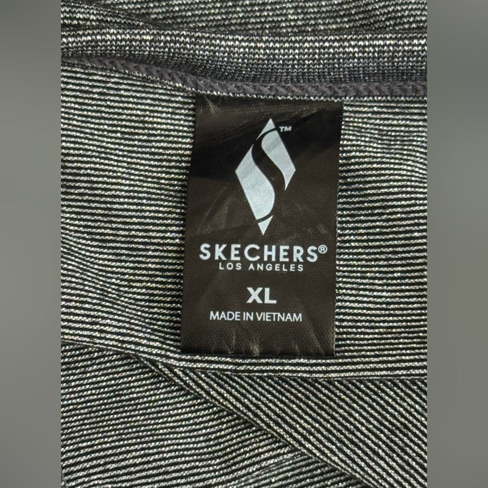 Skechers Metallic Silver Crop Semi Sheer Top 3/4 Sleeve XL - Picture 3 of 5